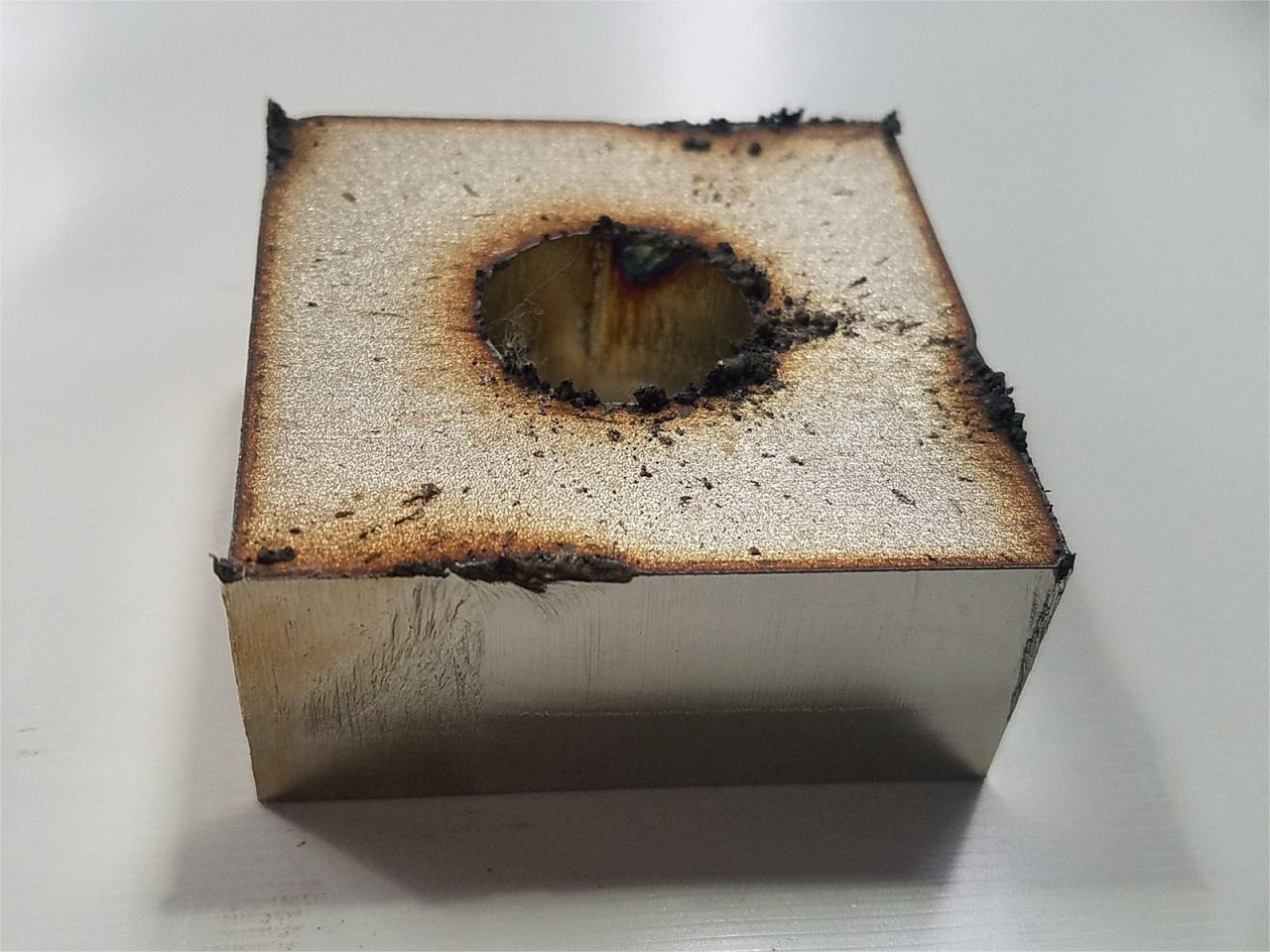 モーダルイメージ01